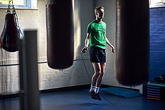 Why Do Boxers Jump Rope Benefits and Training Tips